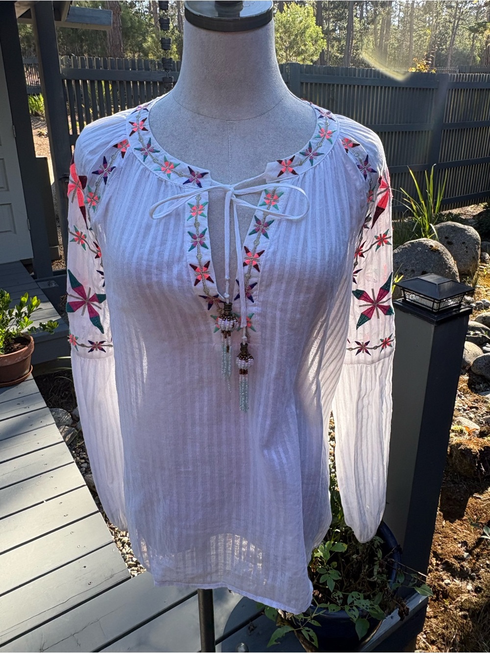 Belle Vere White Embroidered Peasant Blouse with Beaded Accent Tassels 🌸🌸🌸
